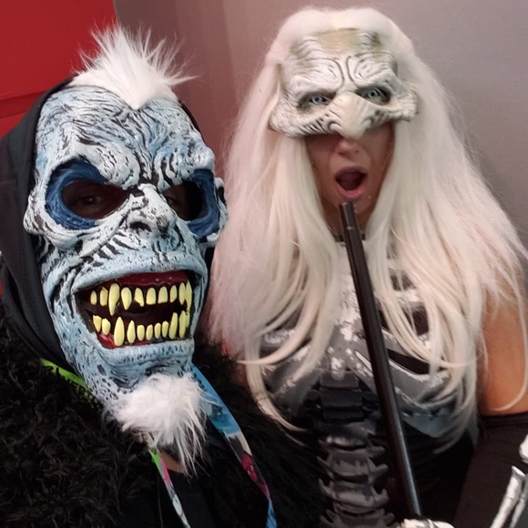 Men’s Mask - Picture 3 of 8